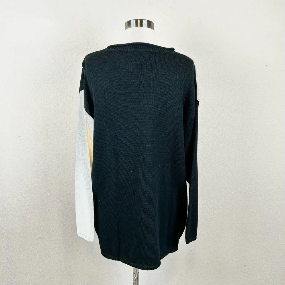 Vintage American Knitworks Black & White Color Block Crew Neck Sweater